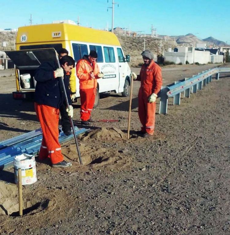 Vialidad Provincial Con Apoyo De Seguridad Vial Realiza Mejoras En La