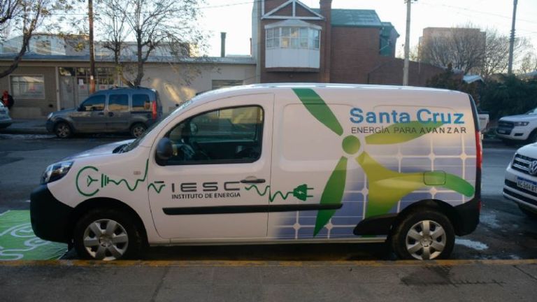 Se Present El Primer Auto El Ctrico En La Provincia De Santa Cruz