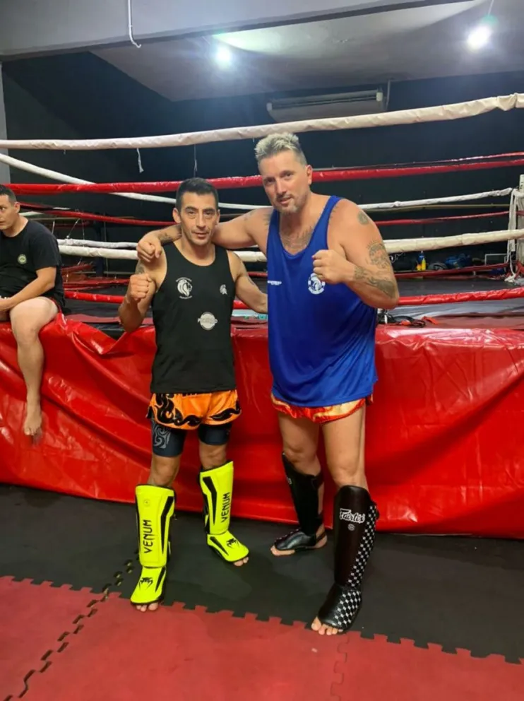 Kick boxing: Cristian "La Serpiente" Bosch prepara su viaje a Comodoro
