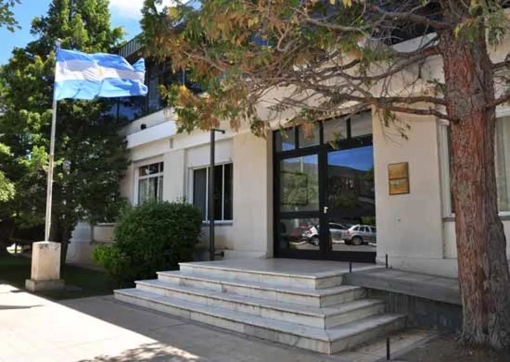 El STJ de Chubut dispuso asueto, suspensión de términos y guardias mínimas en Comodoro y Sarmiento
