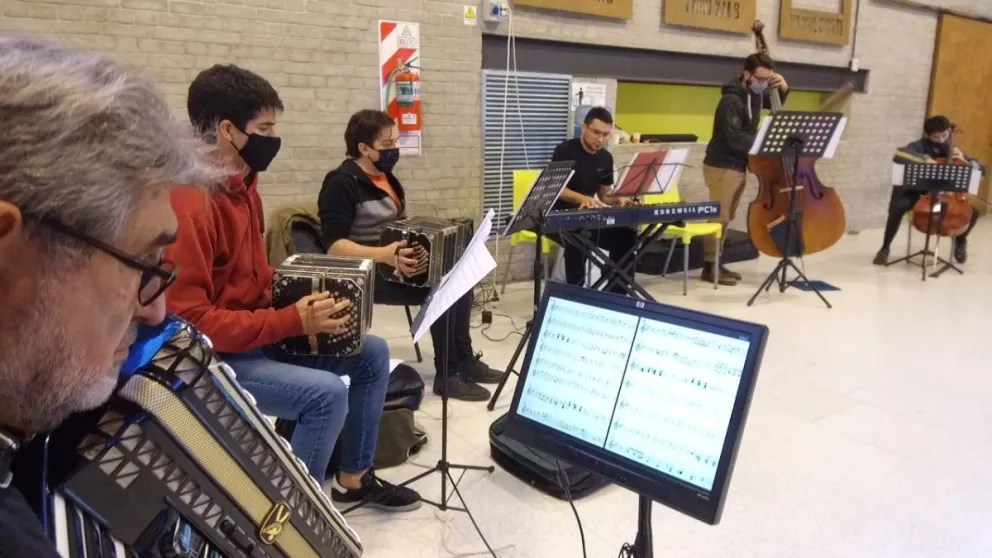 La Orquesta de Tango Municipal se prepara para mostrar a la ciudad una performance del más alto nivel