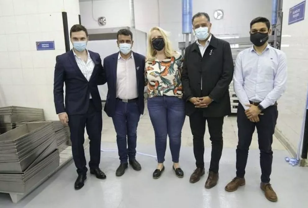 Empresa centollera inauguró planta en Deseado