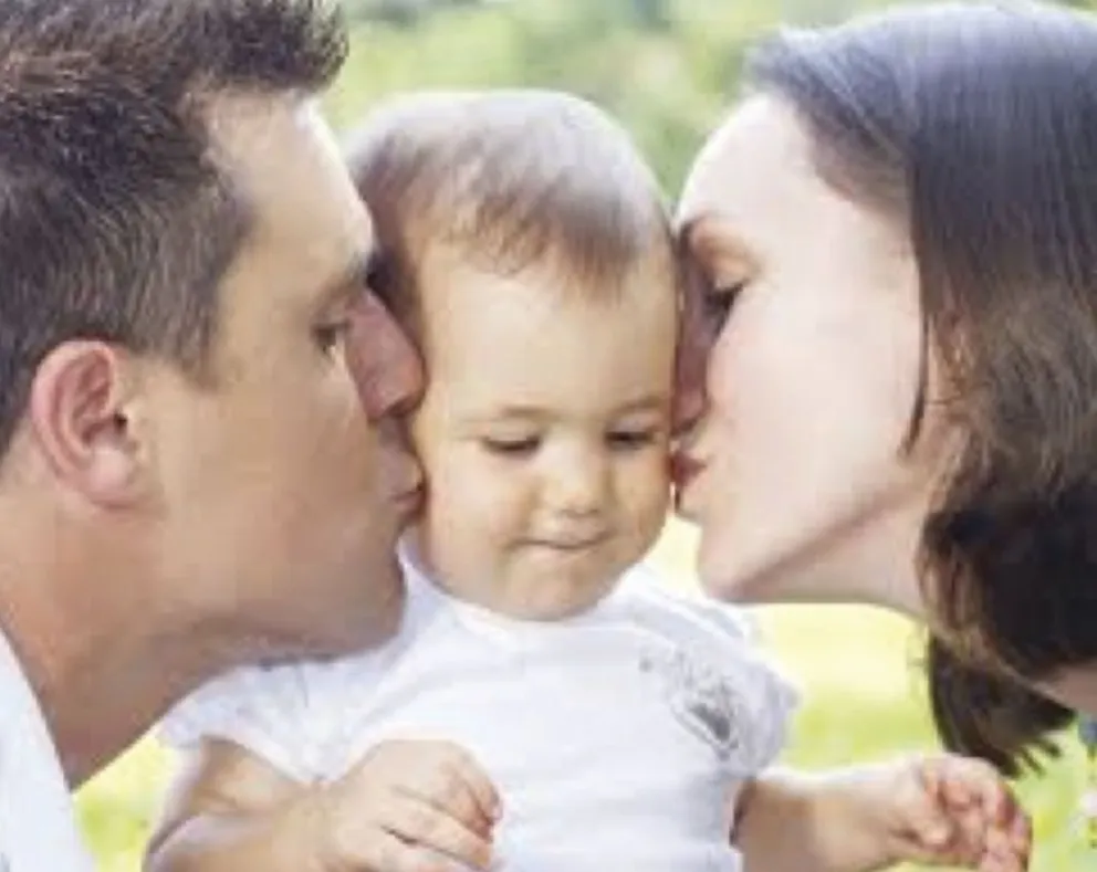 Construyendo el apego: Importancia de la estimulación de nuestros hijos en la edad temprana