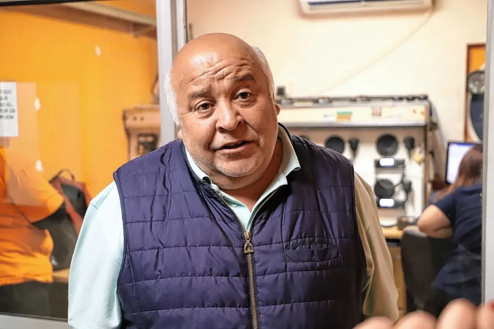 Los boliches de Comodoro deberán contar con arco detector de metales