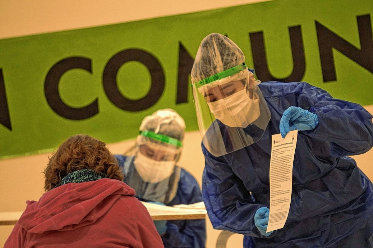Salud reabrió la convocatoria de voluntarios ante el aumento de casos de Covid-19 en Chubut