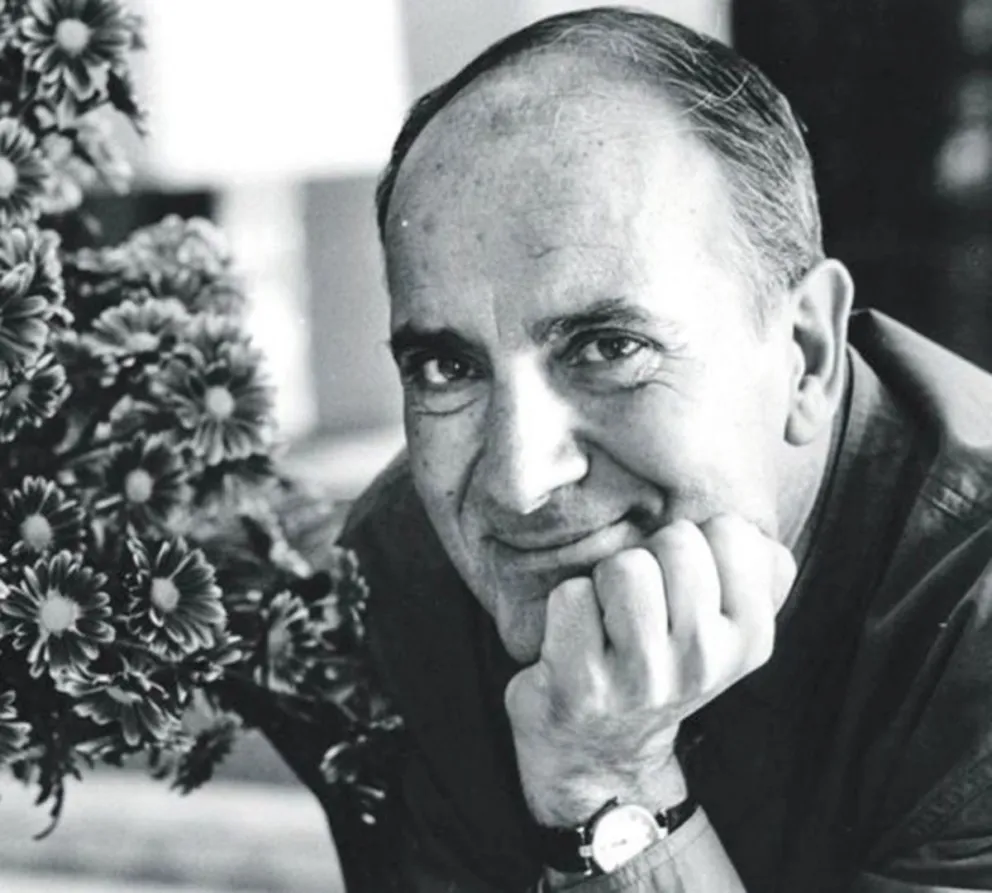 Manuel Puig, autor vanguardista de la literatura argentina