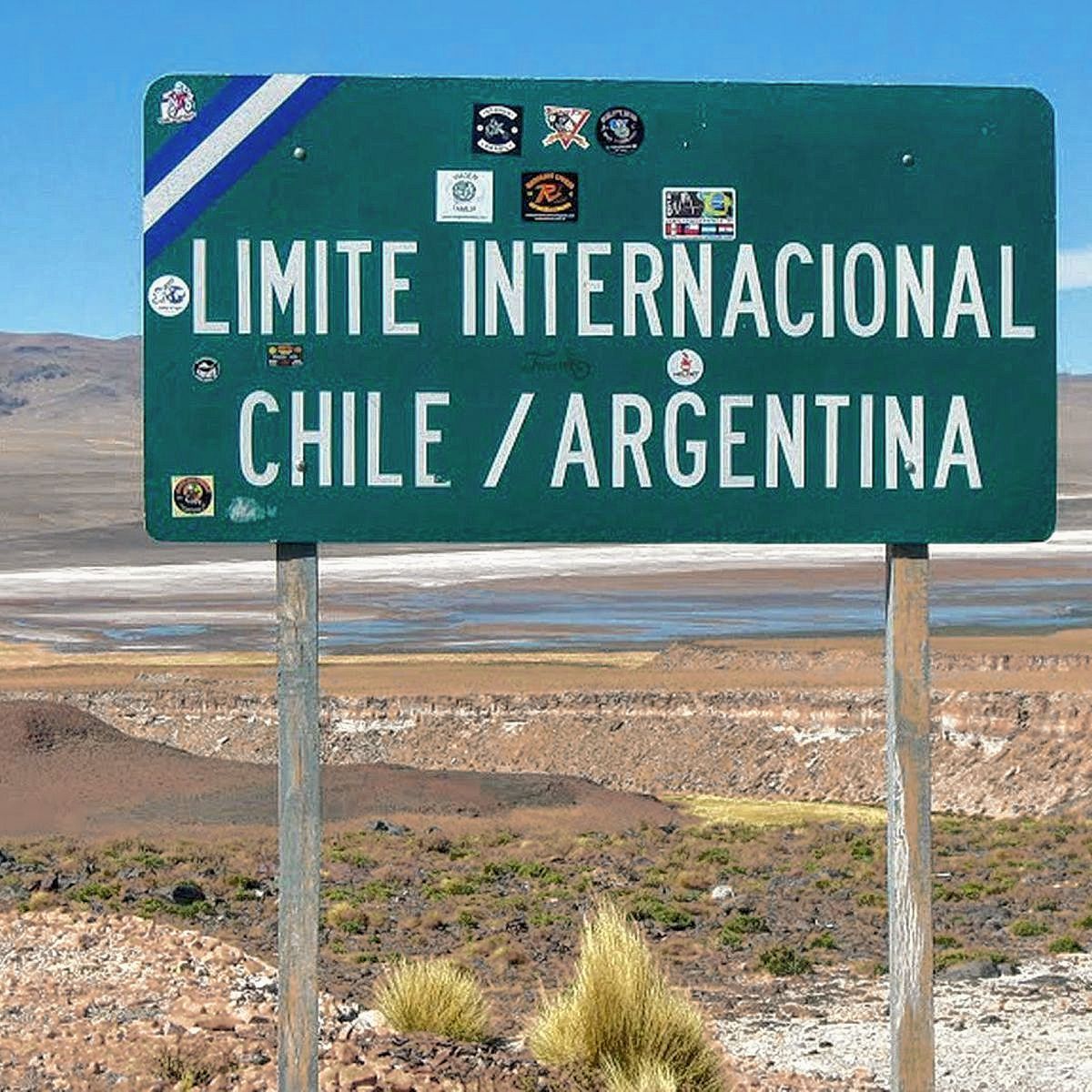 A partir del 1 de mayo reabrirán todos los pasos fronterizos con Chile
