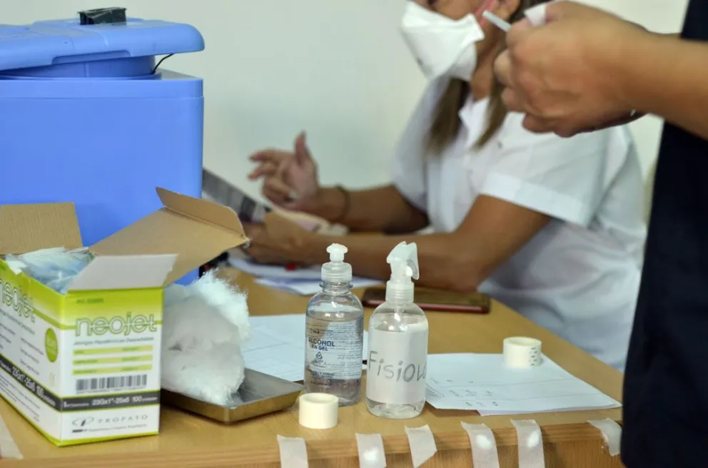 Chubut recibirá 8.400 dosis de vacunas contra el Covid-19 para menores de 6 meses a 5 años