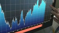 Mercados: Los bonos siguen en baja y el Riego País quedó cerca de un nuevo récord