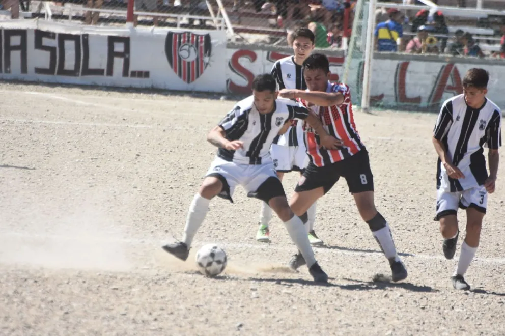 Ocho goles entre “La Nueva” y Talleres