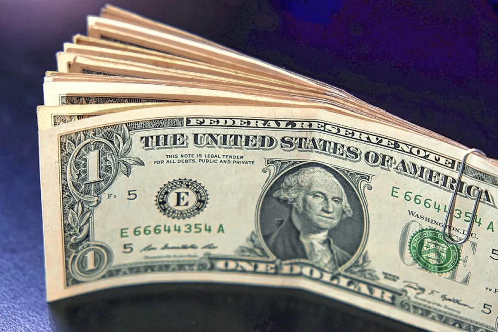 El dólar blue cerró la semana en alza