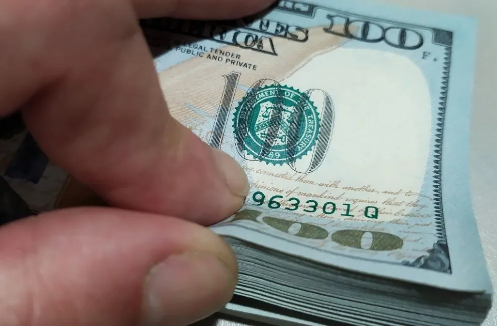 El dólar blue continuó en alza