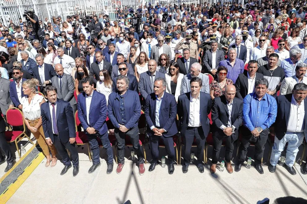 El renovado Parque Don Bosco fue el escenario del acto oficial por el 121º Aniversario de Comodoro Rivadavia