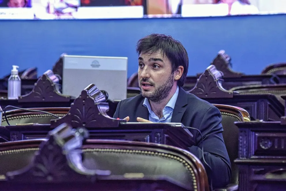 Nacho Torres presentó un paquete de leyes contra la corrupción