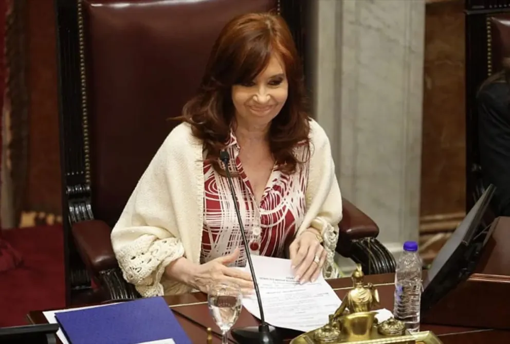 Cristina Kirchner firmó un aumento de suma fija de 30 mil pesos para el personal legislativo