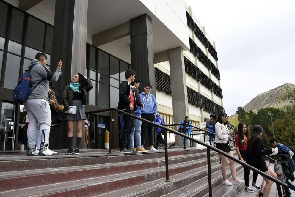 La Facultad de Humanidades y Ciencias Sociales cierra hoy convocatoria de ingreso para segunda mitad de 2023