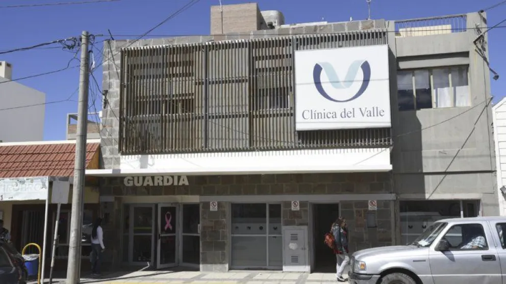 Clínica del Valle pide acudir solo en casos de extrema necesidad