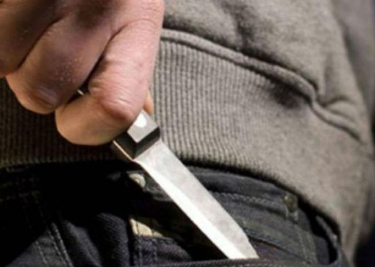 Ingresó con un cuchillo a la casa de su expareja y terminó lesionado