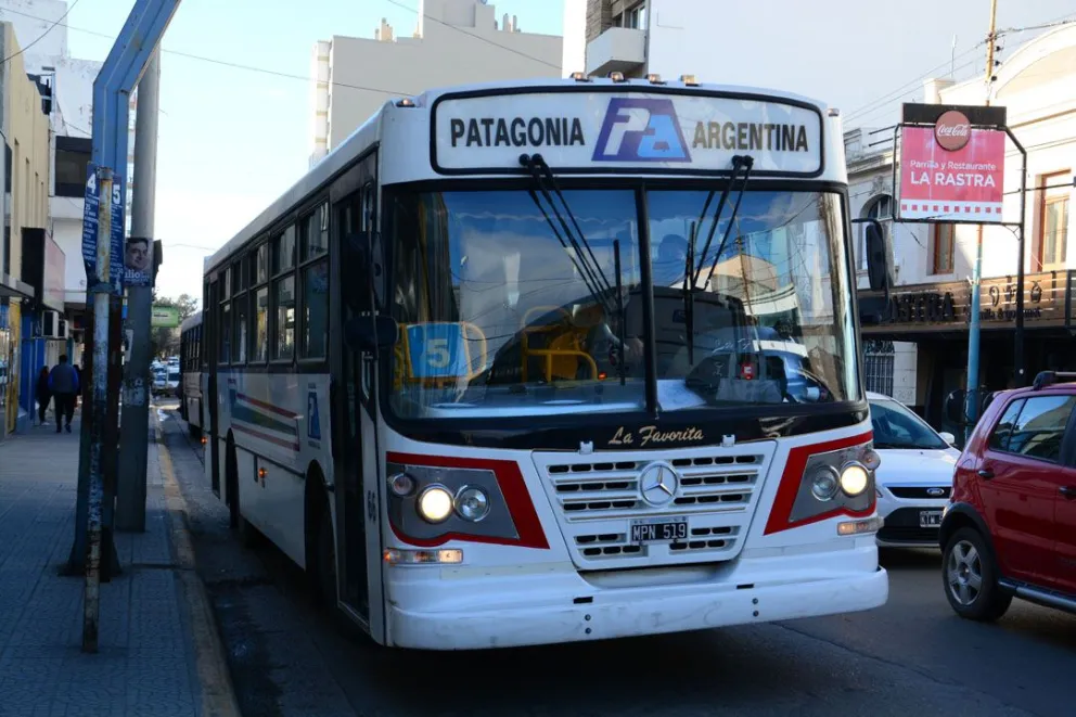 Paro de colectivos: la UTA anunció el cese por 48 horas en el interior del país