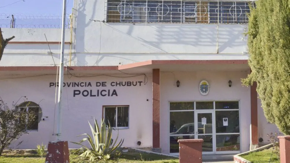 Demoraron a dos menores por intentar ingresar a robar en domicilios de barrio Pueyrredón