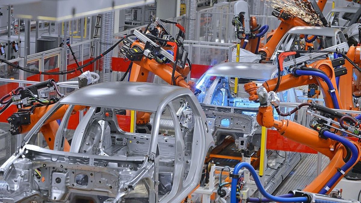 Flexibilizan cepo para energéticas, automotrices y producción de insumos agropecuarios