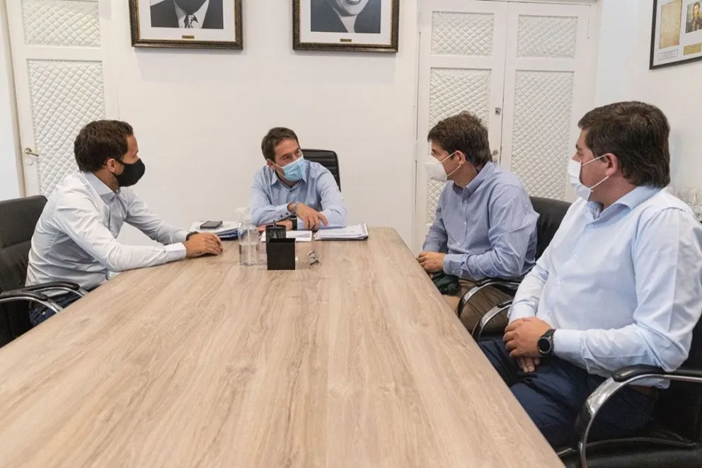 El intendente recibió al dueño de “La Anónima”