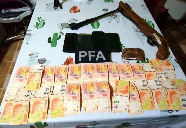 Desbarataron Una Banda Narco Que Operaba En La Ciudad: Hay Cuatro ...