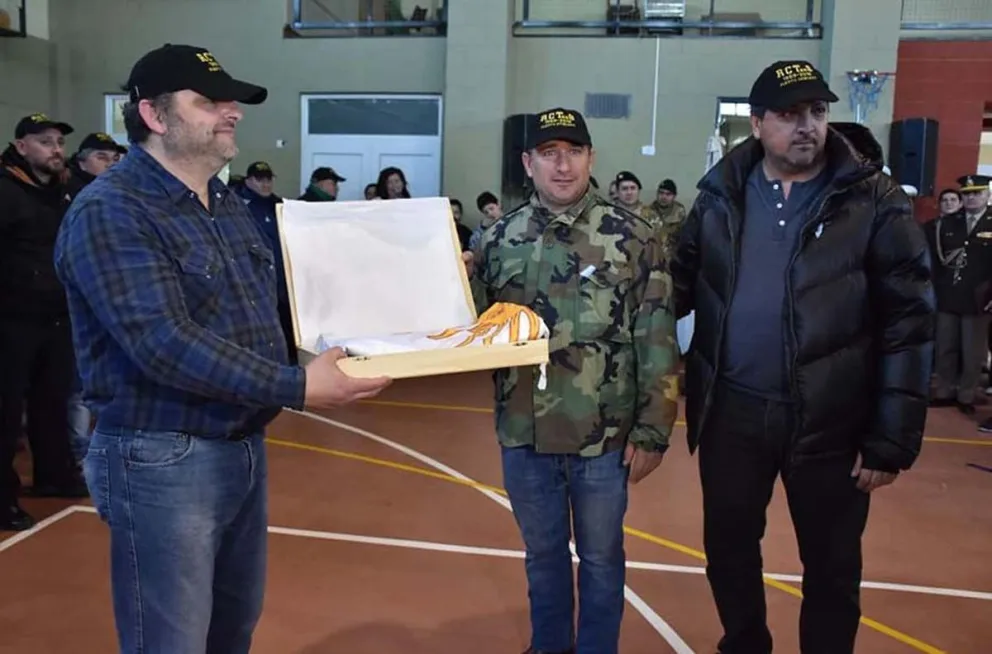 Soldados de la clase 70 renovaron su promesa a la Bandera en Puerto Deseado