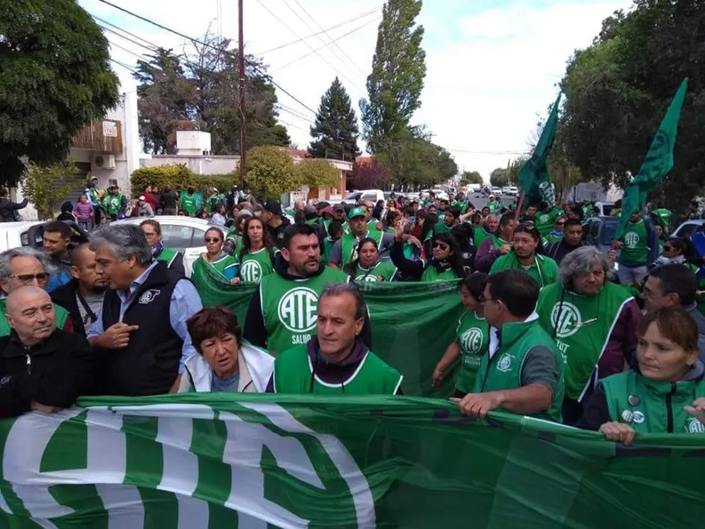 ATE ignoró la conciliación obligatoria y continuó con su medida de fuerza