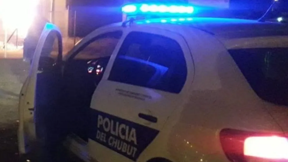 Trelew: En pocas horas, roban camioneta a una vidriería y saquean utilitario y camión