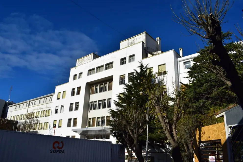 Lo abordaron en la calle y le dispararon hiriéndolo en el hombro