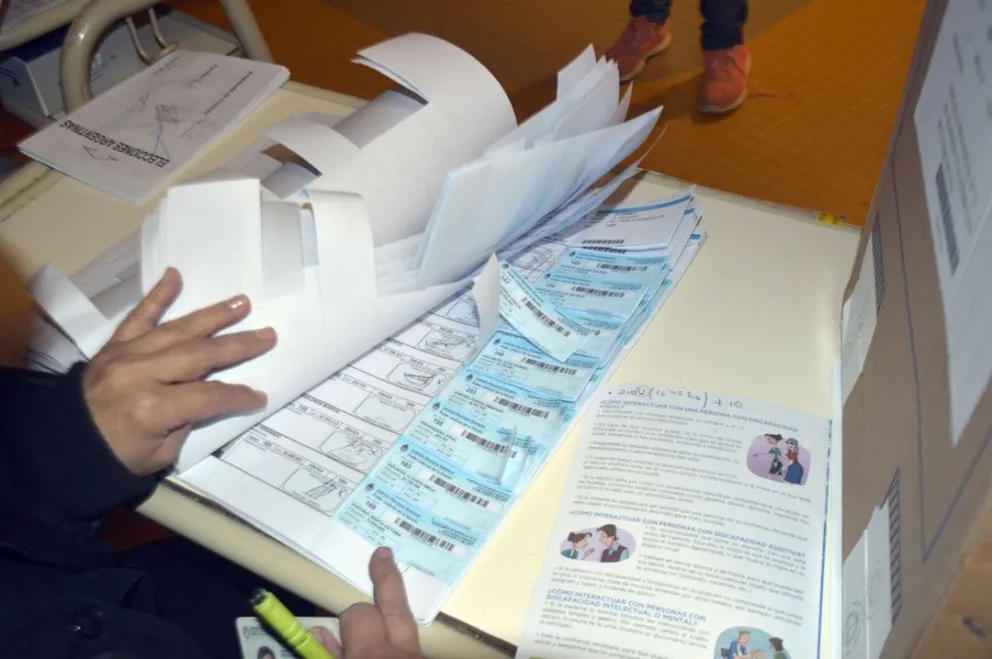 Elecciones en Chubut: Cerraron los comicios